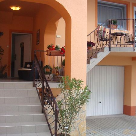 Szecsenyi Apartman Heviz Exterior photo