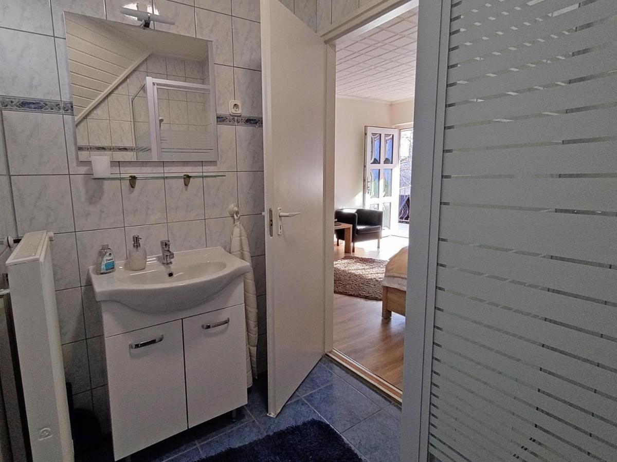 Szecsenyi Apartman Heviz Exterior photo