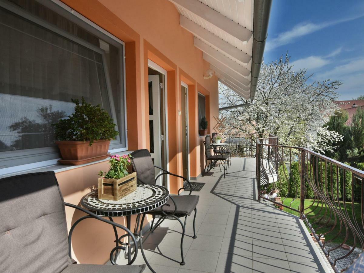 Szecsenyi Apartman Heviz Exterior photo